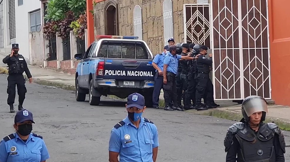 Les forces de la police nicaraguayennes cernent l'évêché de Matagalpa | diocesis de Matagalpa  