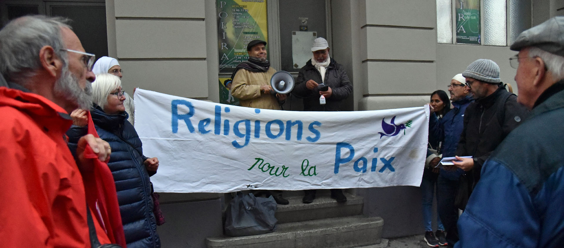 Des représentants de plusieurs communautés religieuses étaient réunies pour la marche de Fribourg, le 29 septembre 2022 | © Raphaël Zbinden