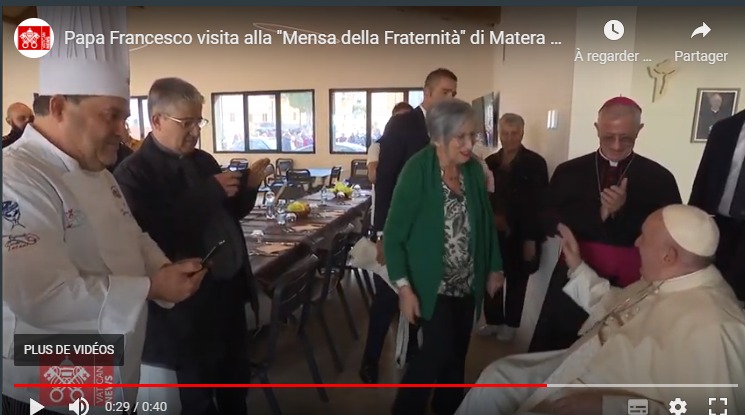 Visite surprise du pape François à la «Cantine de la Fraternité Don Giovanni Mele» à Matera | youtube