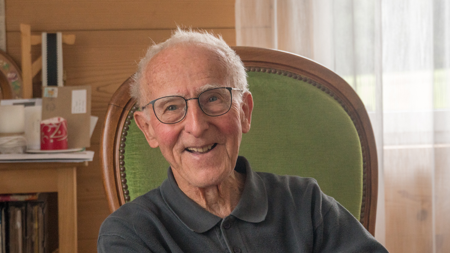 L'abbé Guy Oberson a retrouvé sa ferme natale de Bouleyres du milieu | © Maurice Page 