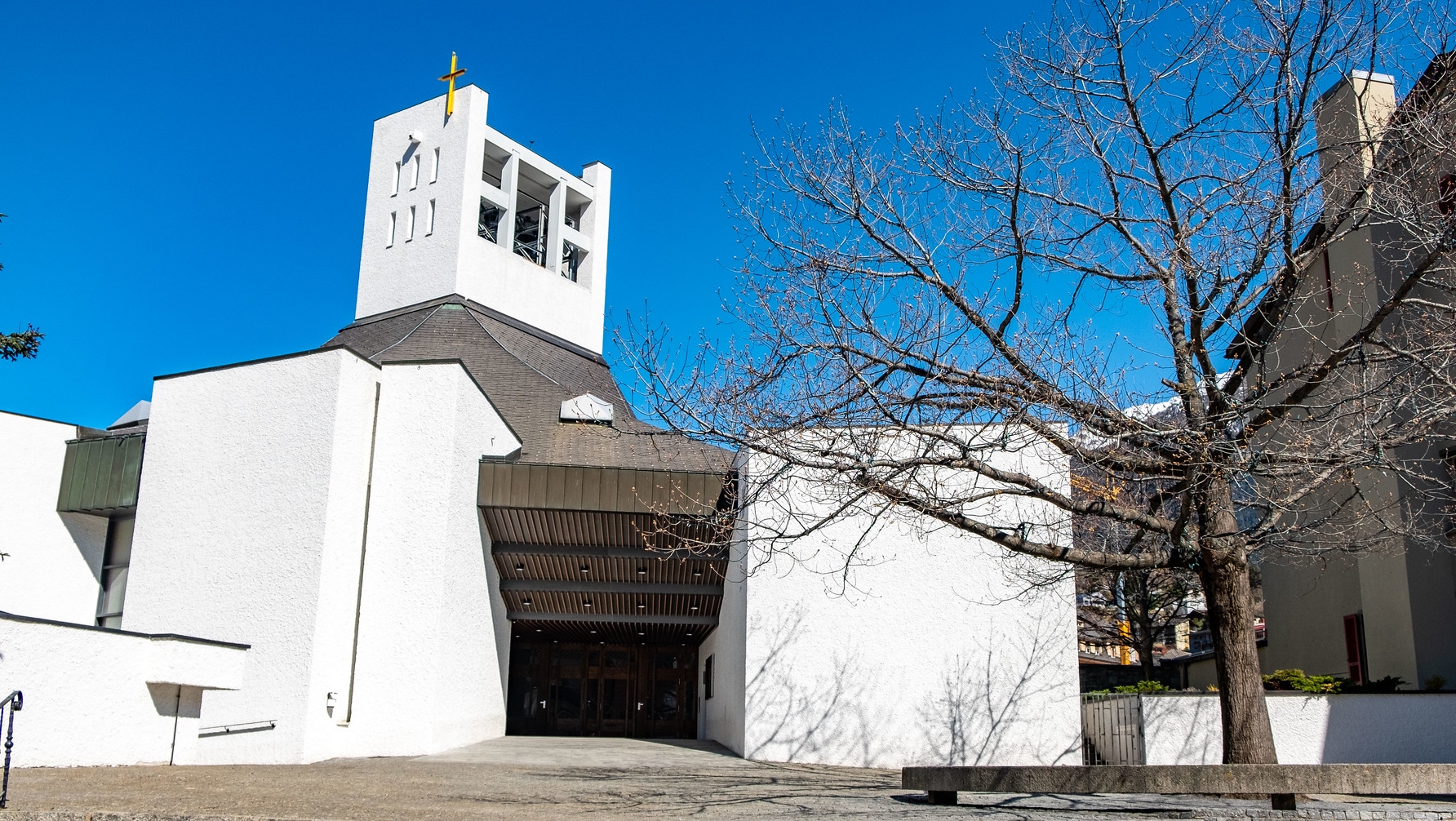 L'église du Sacré-Coeur de Brigue, en Valais | DR 