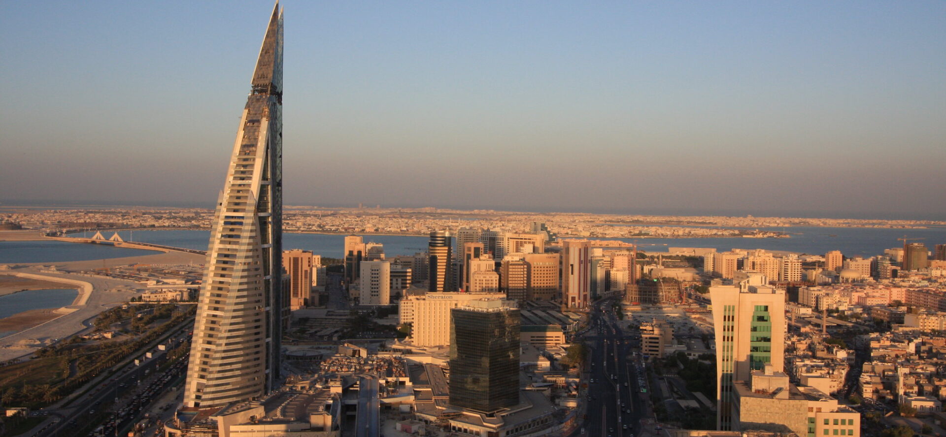 Le Bahreïn est-il réellement le "bon élève" des droits humains dans le Golfe? Vue de Manama, la capitale du Bahreïn © Chris Price/Flickr/CC BY-ND 2.0