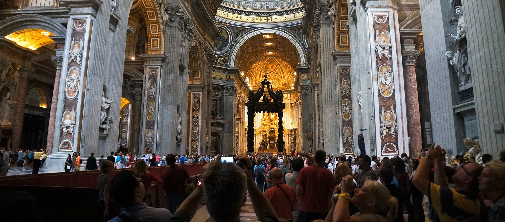 Jusqu'à 50'000 personnes visitent la basilique Saint-Pierre chaque jour | © Pixabay