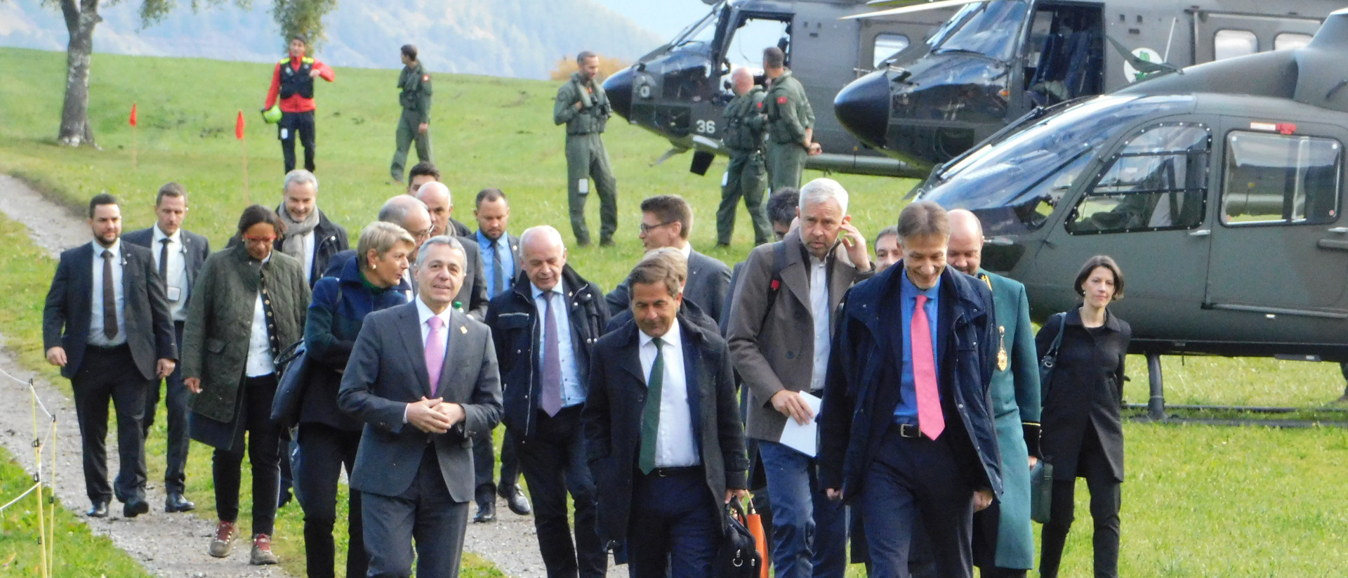 Le Conseil fédéral est arrivé en hélicoptère au Val Müstair (GR) | © Sarah Stutte 