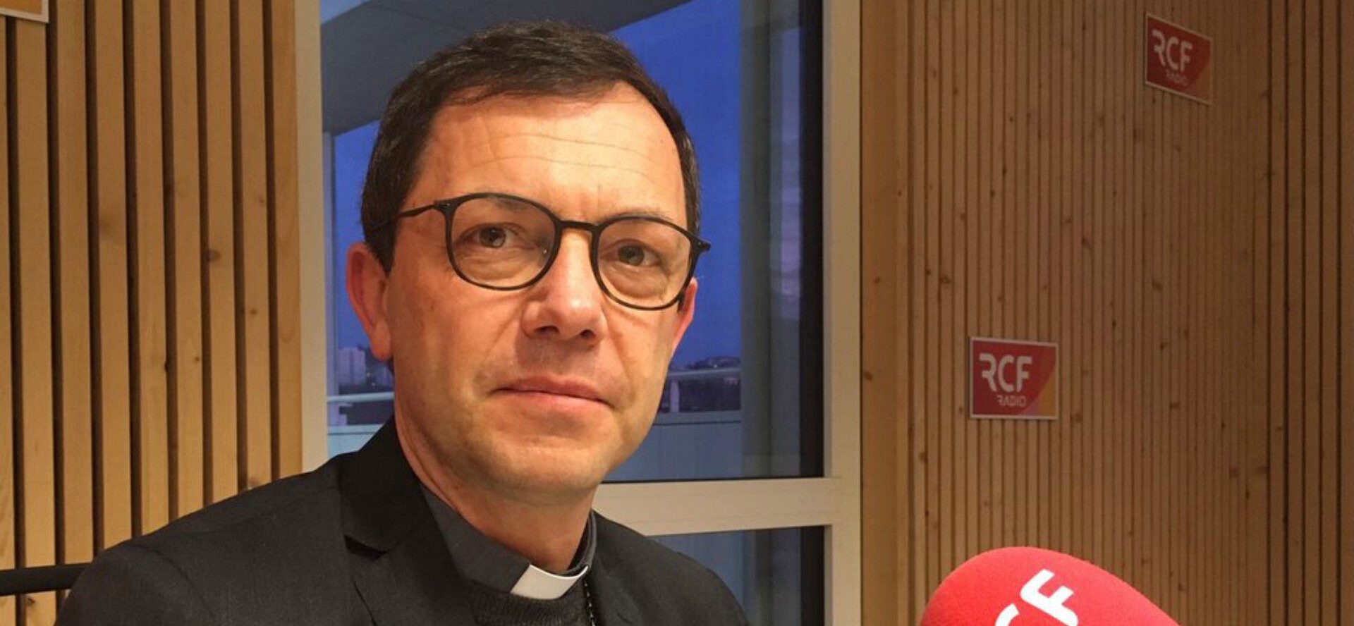 Mgr Emmanuel Gobilliard est président du Conseil d’orientation des radios chrétiennes francophones (RCF) | twitter
