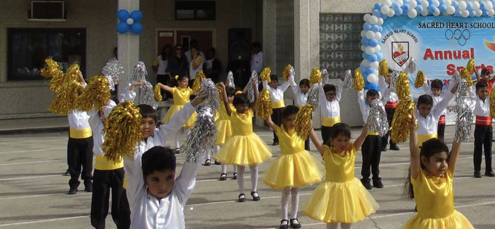 Les élèves de l'école du Sacré-Coeur, à Manama (Bahreïn), sont de diverses religions | © shsbahrain.com
