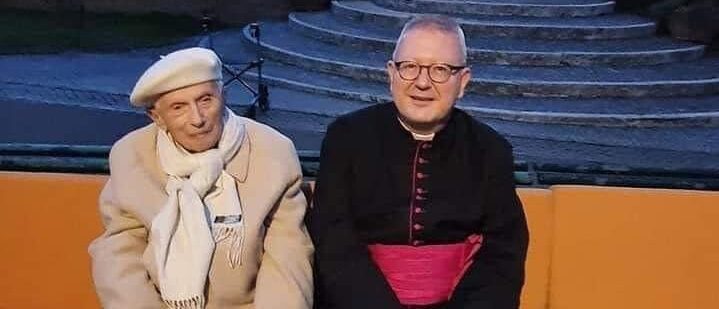 Agé de 95 ans, Benoît XVI mène une vie de prière au monastère Mater Ecclesiae | © Twitter