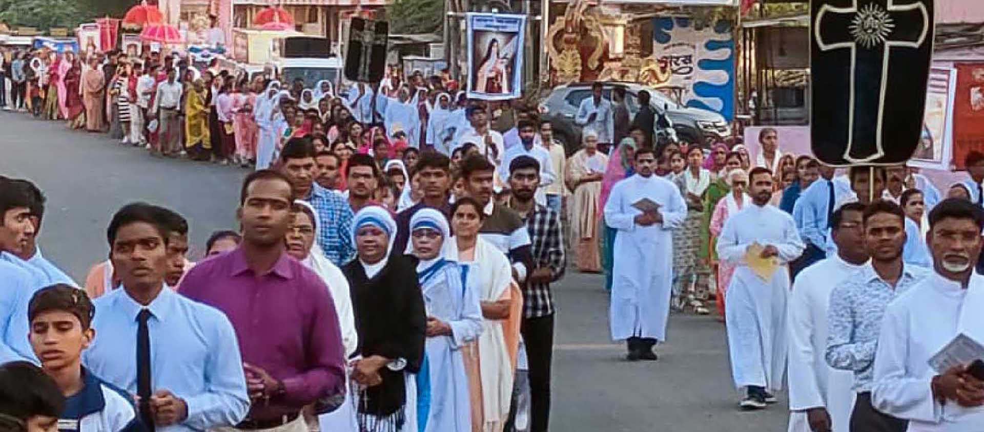 A l'occasion de la fête du Christ-Roi, des hindous ont rejoint les processions de catholiques qui célèbraient le Christ-Roi | DR