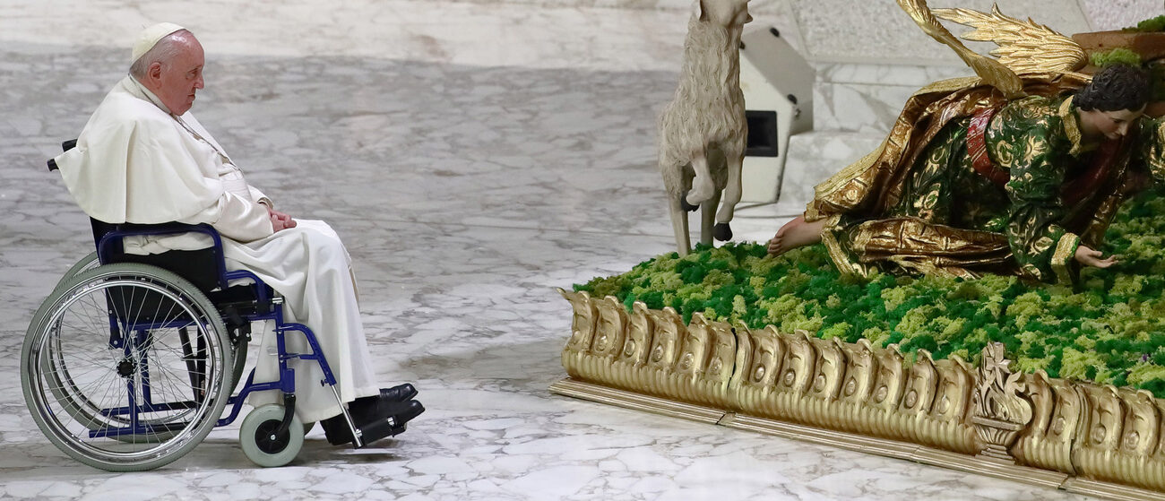 L'année 2022 a été marquée par quelques ennuis de santé pour le pape François, qui a notamment dû pendant un certain temps se déplacer en chaise roulante | © KEYSTONE/Mondadori Portfolio/Grzegorz Galazka