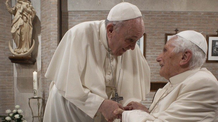 Le pape François avec Benoît XVI  | © Vatican Media
