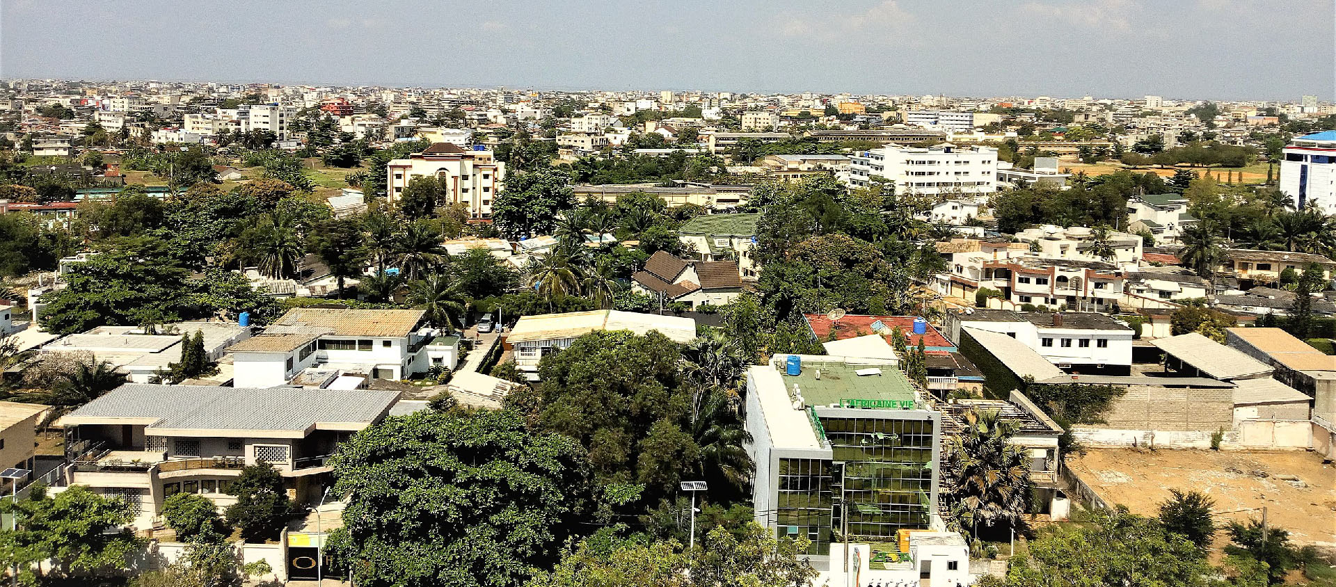 A Cotonou, et dans tout le Bénin, l'usage des cloches et haut-parleurs pour l'appel à la prière est désormais encadré par la loi | Wikipedia/CC BY-SA 4.0/Adoscam