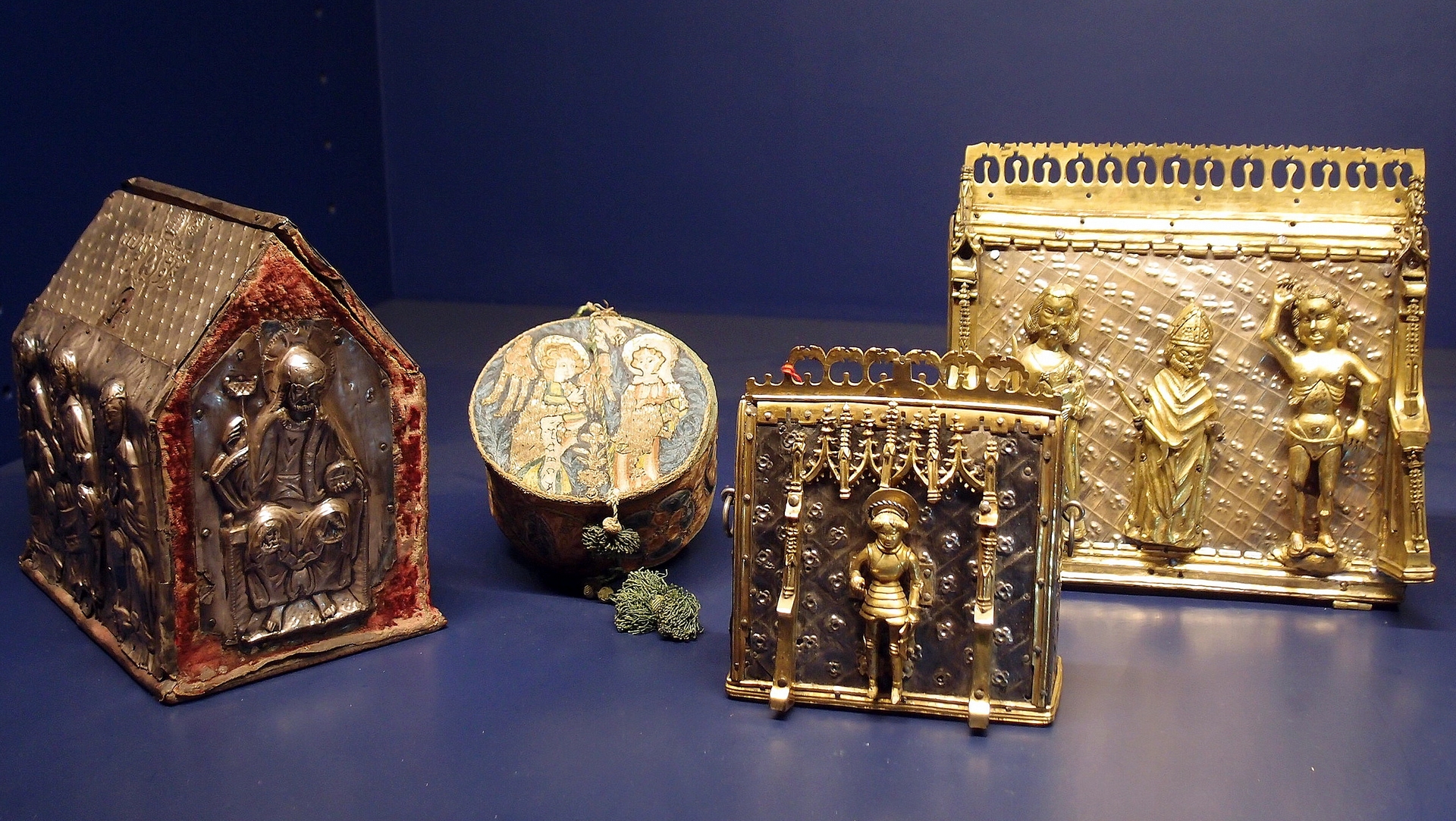 Le trésor de la collégiale de Lucerne s'est enrichi de trois reliquaires et d'une custode | DR