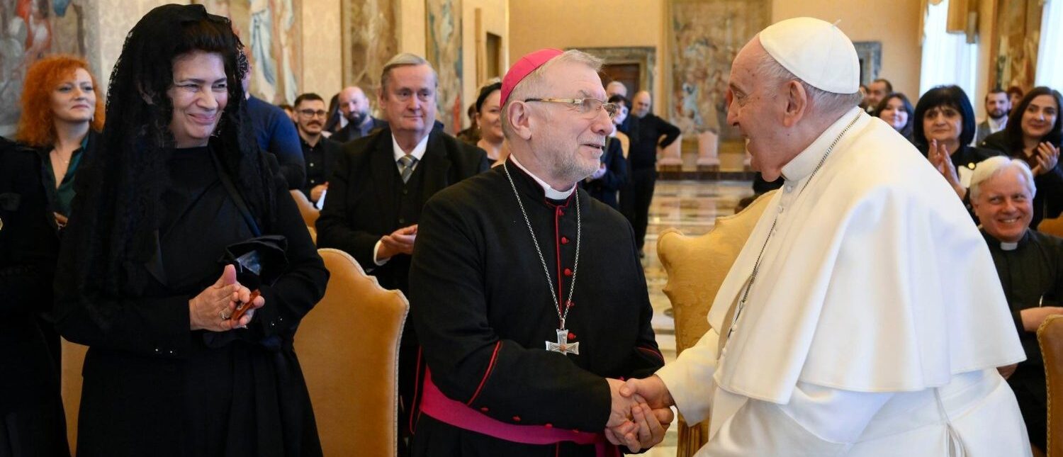 Le pape François a rencontré une délégation de l’Université géorgienne Sulkhan-Saba Orbeliani de Tbilisi, le 13 février 2023 | © Vatican Media