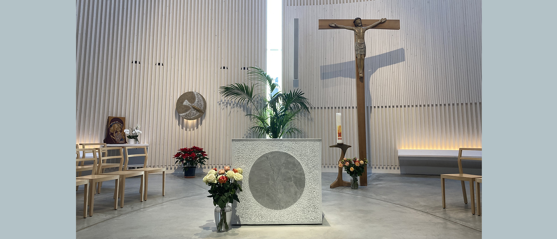 Le chœur de l'église catholique Saint-Jean-Baptiste, à Gland (VD) | © Grégory Roth