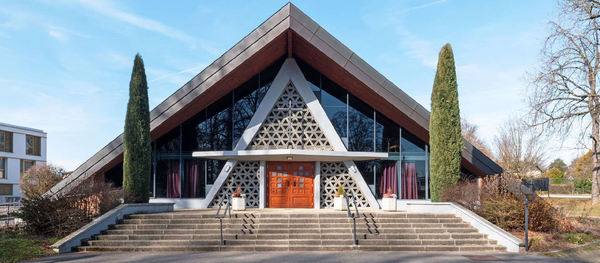 La chapelle Ste-Rita à Genève fait partie des lieux préservésL'église de l'Epiphanie à Genève | © Office du patrimoine et des sites, Laura Keller, 2023