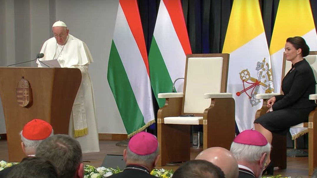 Le pape François s'est exprimé devant la présidente hongroise Katalin Novák | capture d'écran Vatican Media