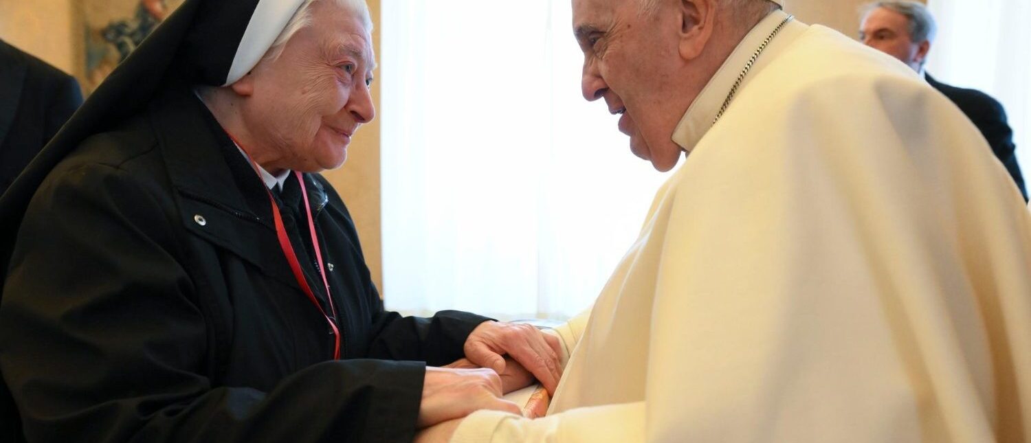 Le pape François a reçu, le 13 avril 2023, les participantes à la 70e assemblée générale de l’Union des supérieures majeures d’Italie (USMI) | © Vatican Media