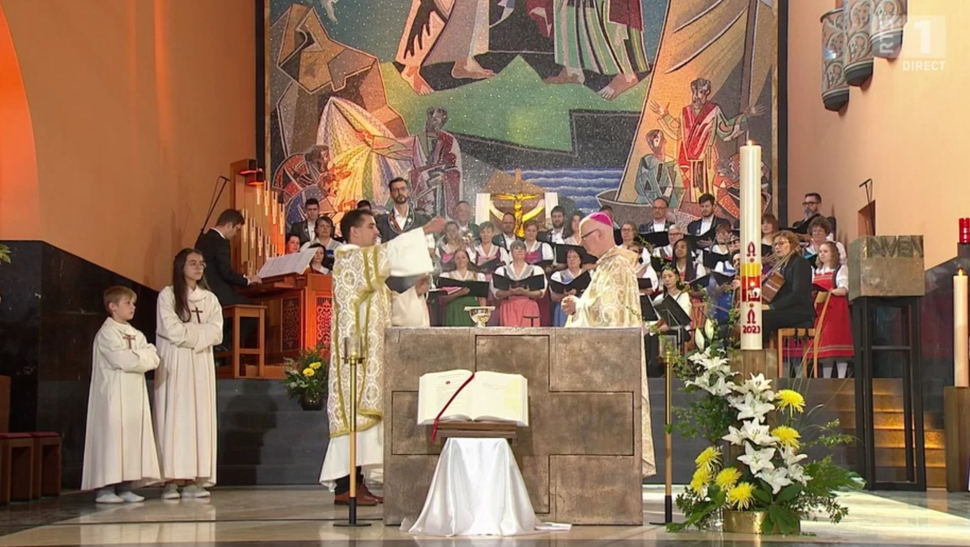 La messe de Pâques en Eurovision a été diffusée de l'église Saint-Pierre à Fribourg | © capture d'écran RTS1t