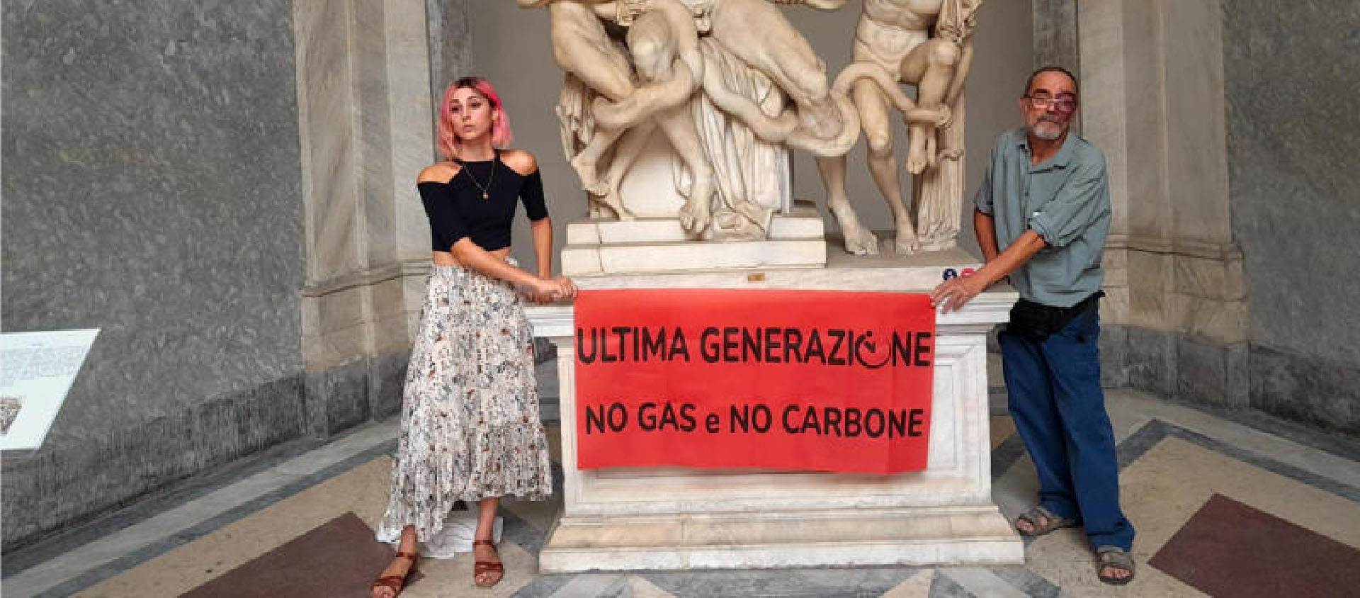 Le 18 août 2022, deux activistes écologistes se sont collés au socle de la statue du Laocoon conservée dans les musées du Vatican | Alessandro Pugliese / Ultima Generazione
