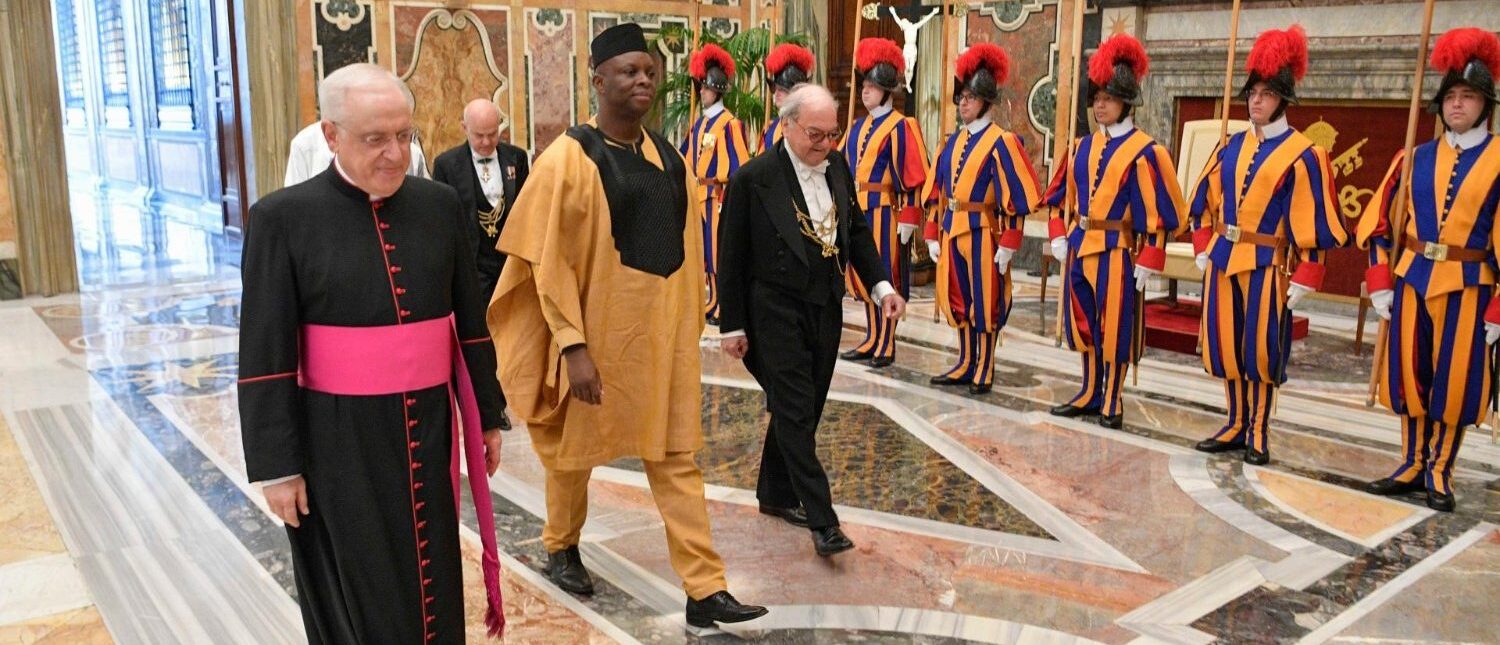 Régis-Kévin Bakyono, ambassadeur du Burkina Faso auprès du Saint-Siège, veut faire davantage entendre la voix de l'Afrique au Vatican | © Vatican Media