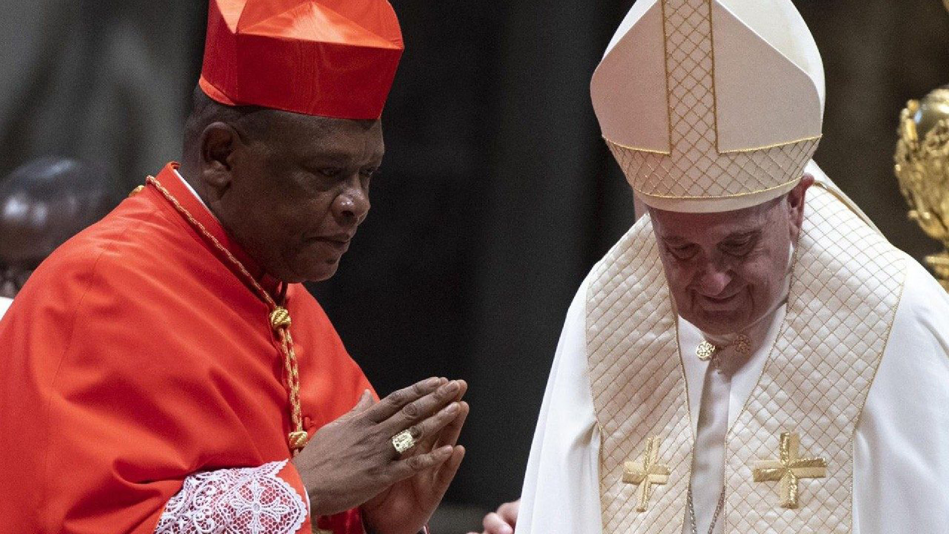 Aux côtés du Pape François, le cardinal Fridolin Ambongo, archévêque de Kinshasa (RD Congo) et président du Symposium des Conférences Episcopales d’Afrique et Madagascar | © Sceam 
