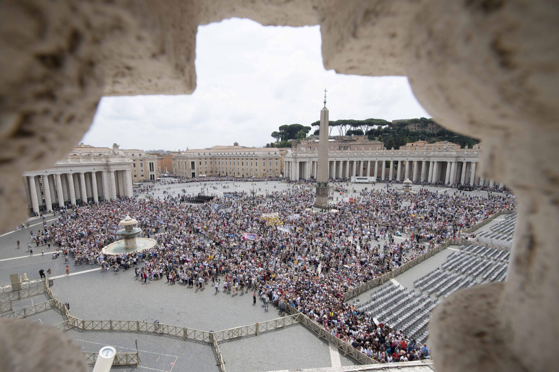 Une importante assemblée a assisté à l'Angélus du 4 juin 2023 | © Vatican medias
