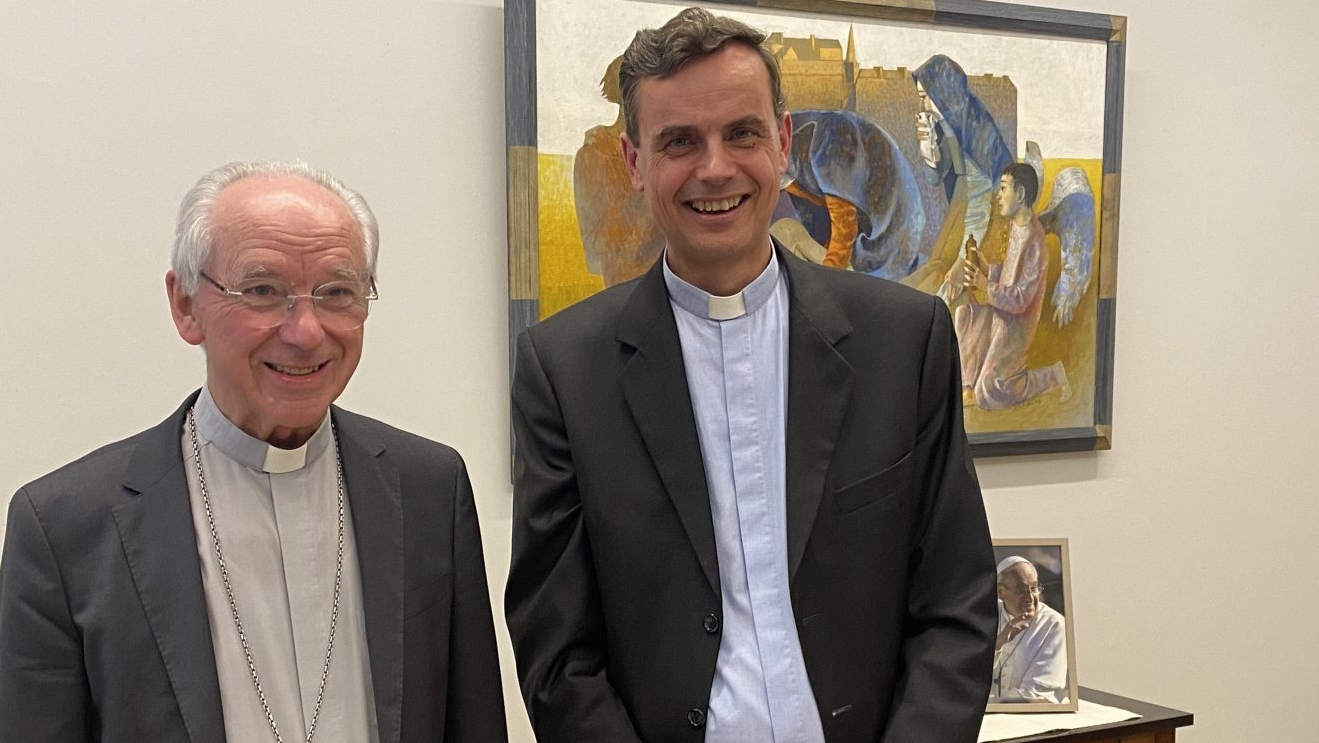 Le cardinal Jozef de Kesel  et son successeur Luc Terlinden | © cathobel