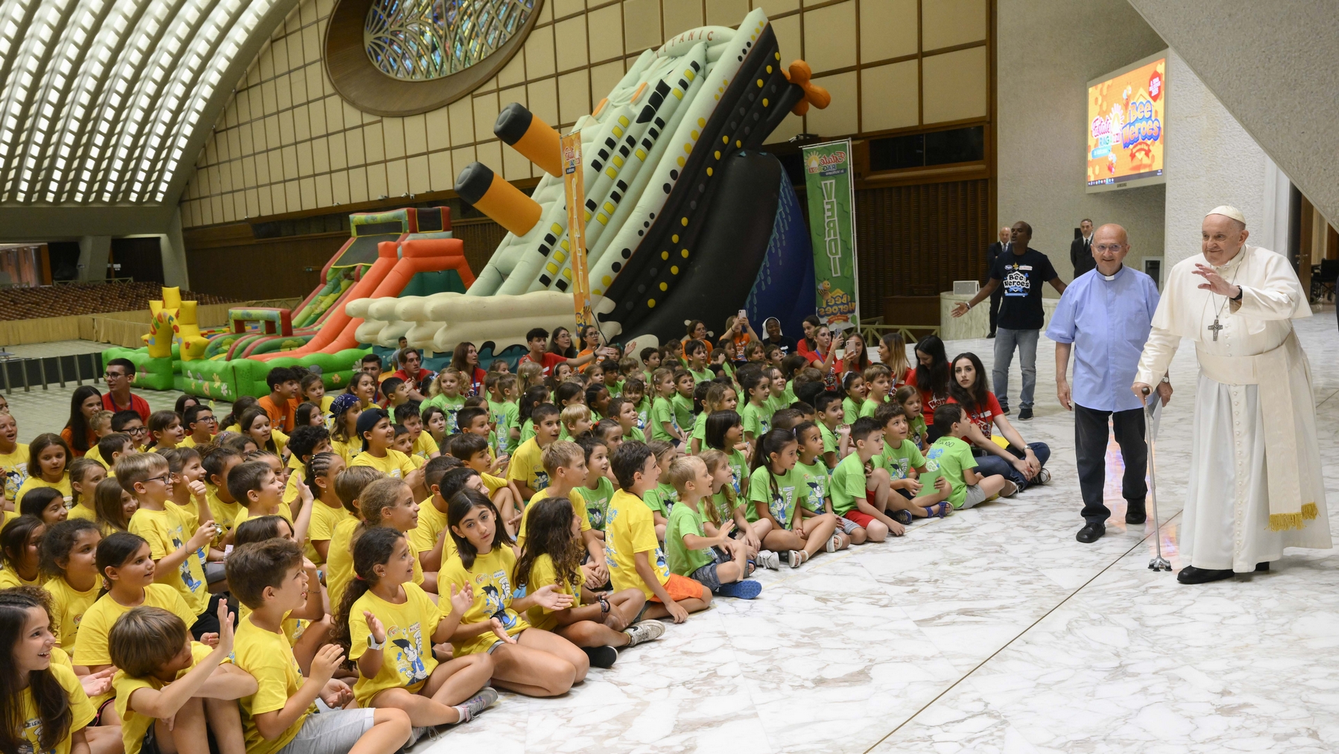 Le pape François à la rencontre des enfants des employés du Vatican  | Vatican media