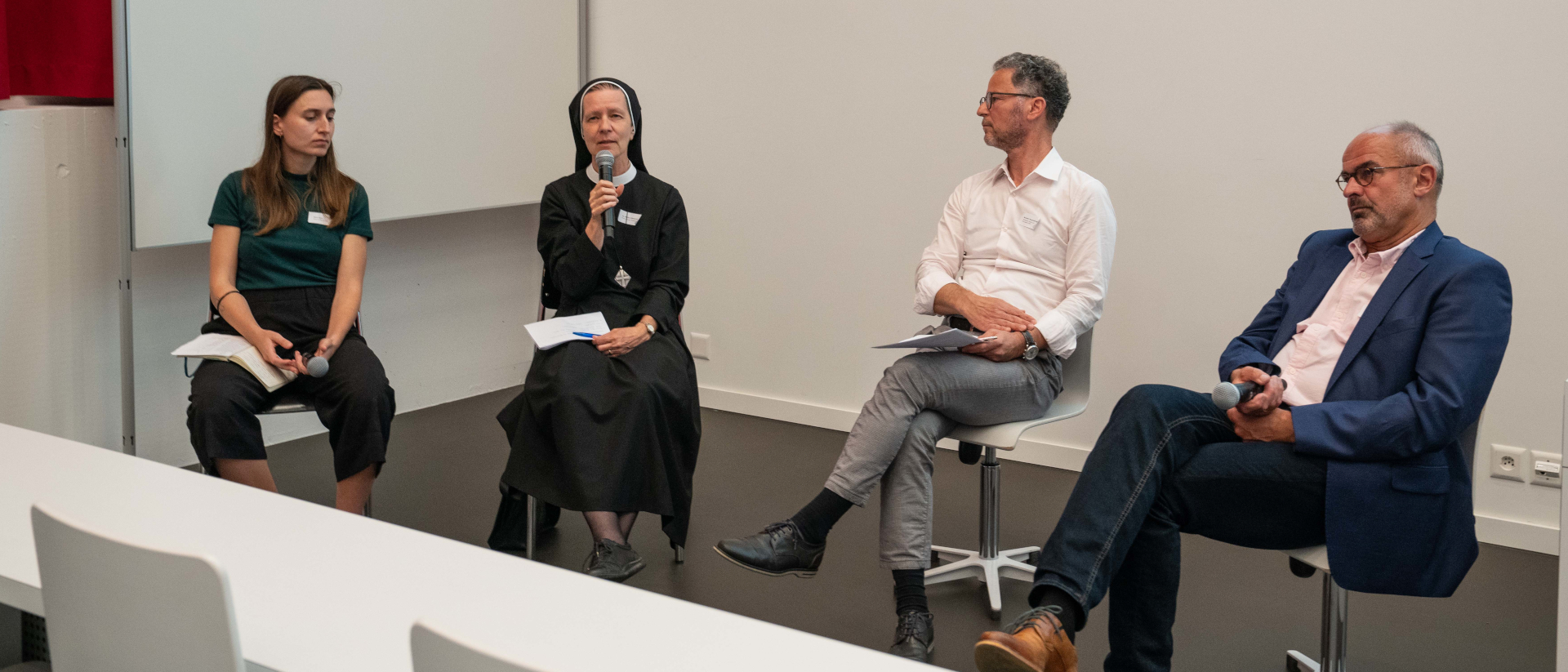 Table ronde au colloque du 25 août 2023 sur l'avenir des monastères, à l'Université de Lucerne | © Vera Rüttimann