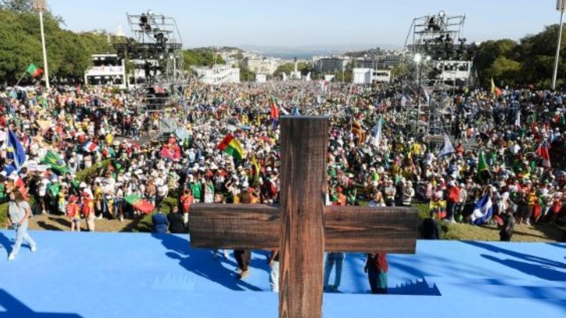 Le Chemin de Croix avec les jeunes à Lisbonne | © Vatican Media