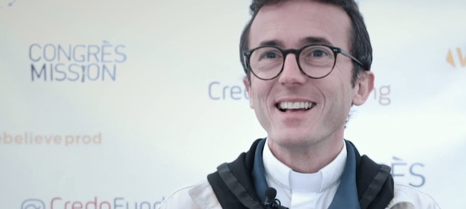 L'assomptionniste Arnaud Alibert est le nouveau rédacteur en chef religieux de "La Croix" | capture d'écran YouTube