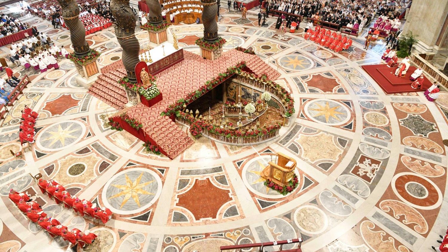 La basilique St-Pierre possède à présent une installation sonore de pointe | © Vatican Media