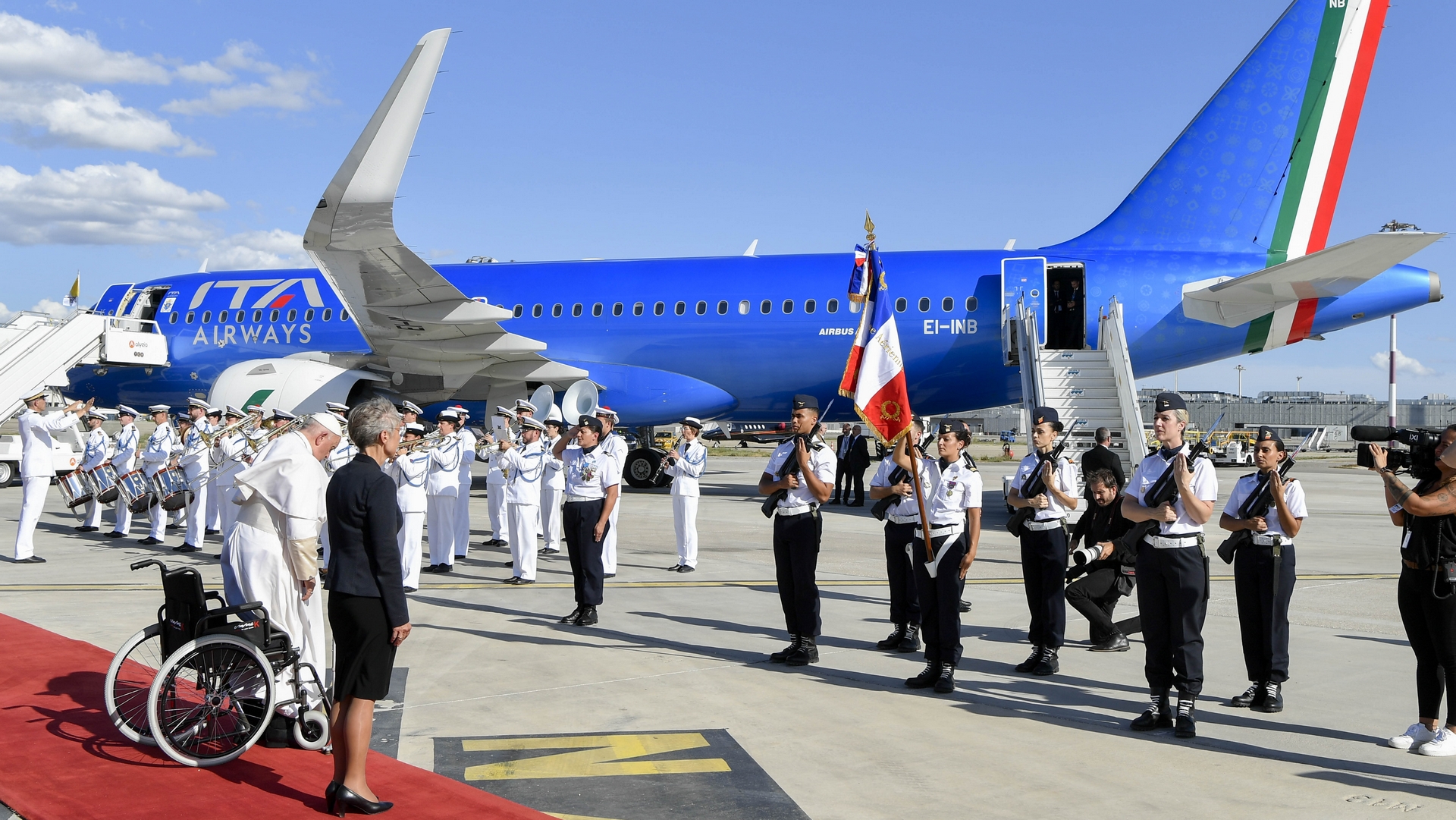 Le pape François reçu à Marseille par la Première ministre Elisabeth Borne | Vatican Media 