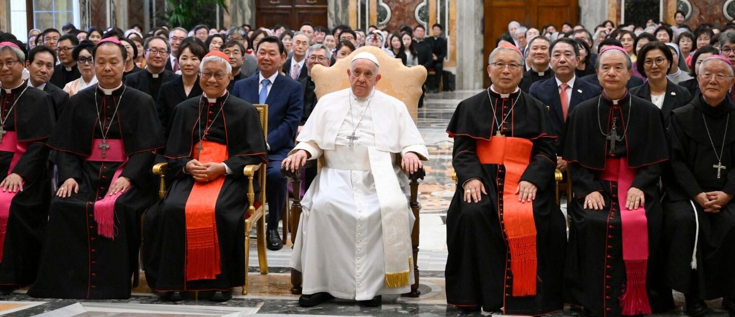 Le pape François a reçu un groupe de fidèles de Corée du Sud, le 16 septembre 2023, à l’occasion de l’installation dans une niche de la basilique Saint-Pierre d’une statue du martyr saint André-Kim-Taegon | © Vatican Media
