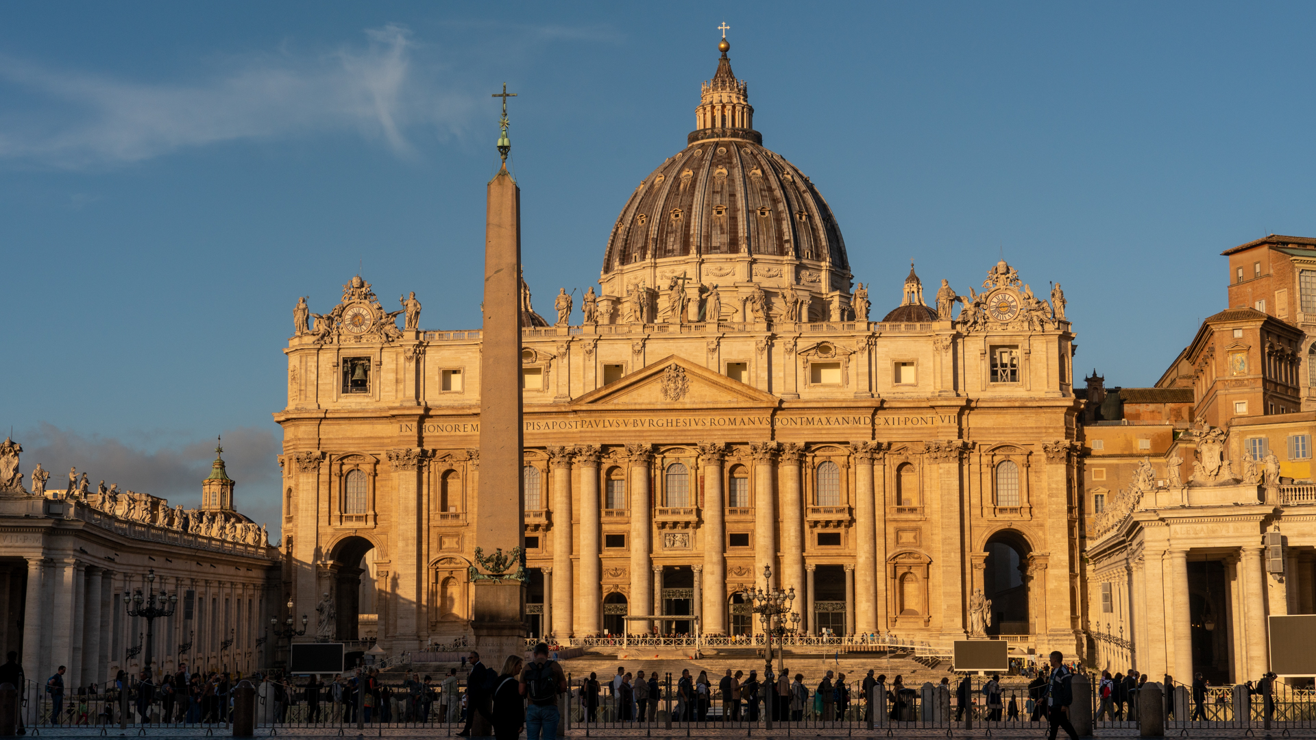 La basilique Saint-Pierre est devenue le centre de l'Eglise catholique  | ©  Maurice Page 