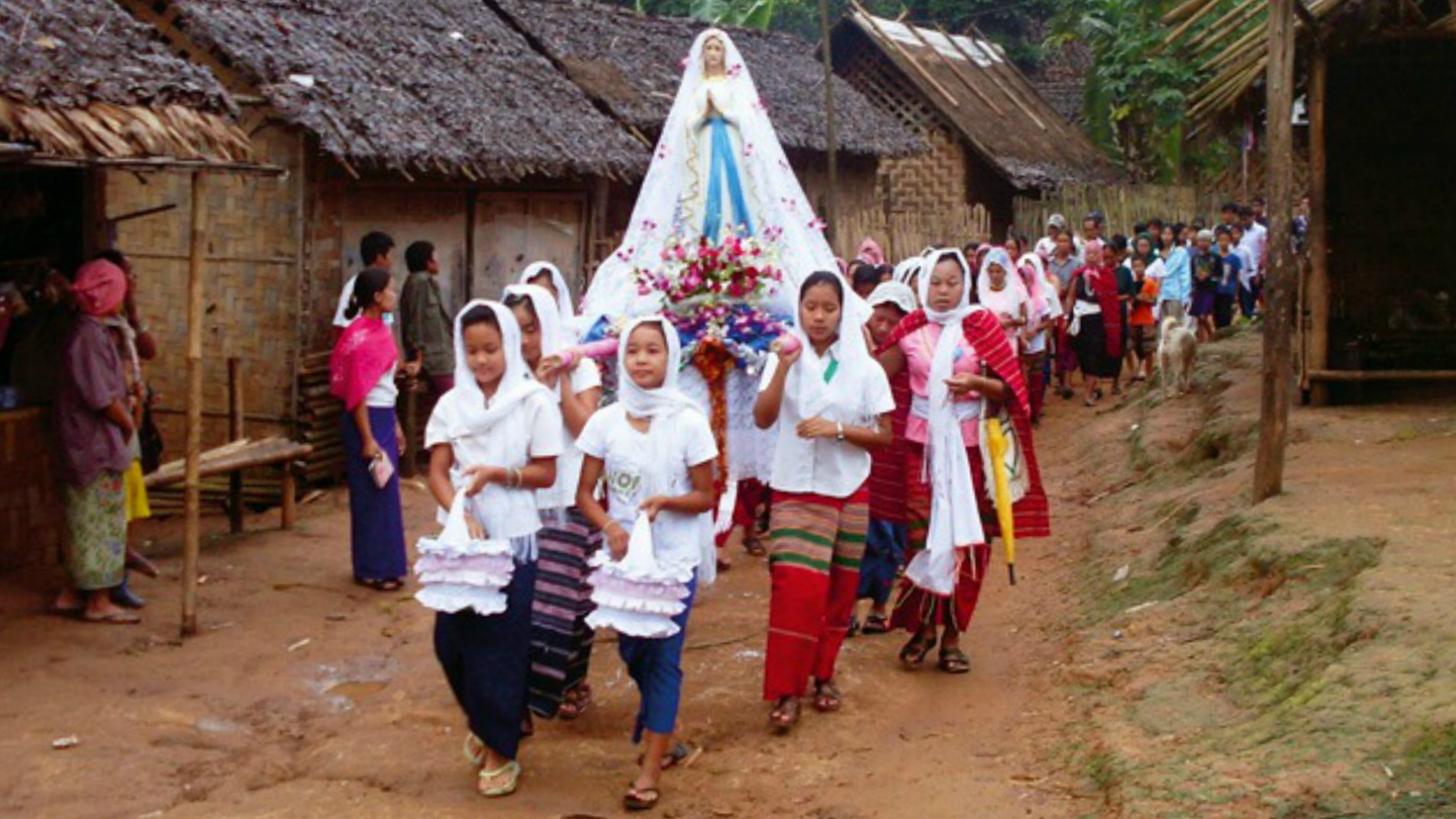 Les catholiques birmans vivent avec ferveur le mois marial d'octobre | © AsiaNews