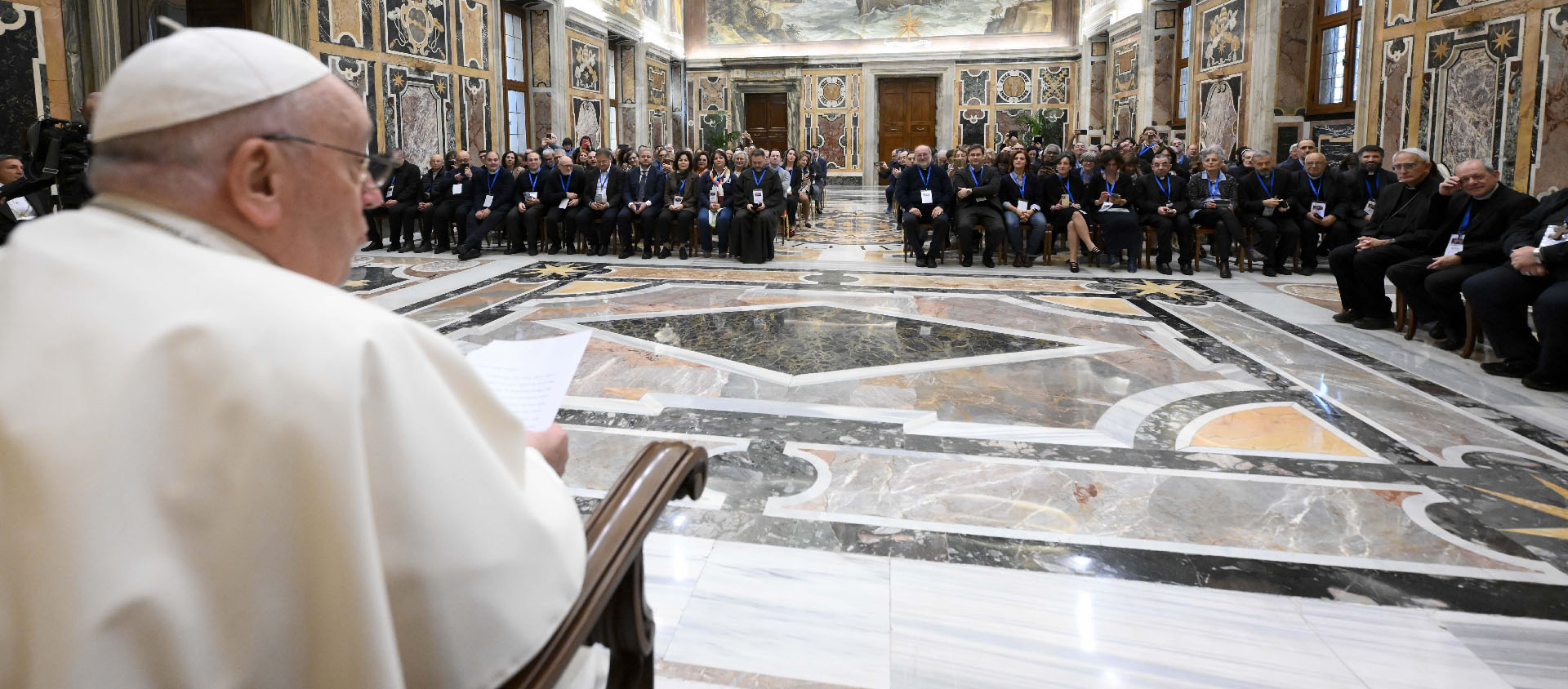 «Je vous en prie, travaillez sur ce sujet: c’est un combat que nous devons mener", a lancé le pape à propos de la pédopornographie | © Vatican Media