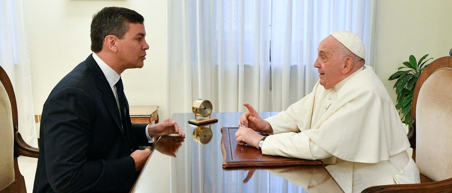 Le pape François recevant le président paraguayen Santiago Pena Palacios, le 27 novembre 2023 | © Vatican Media