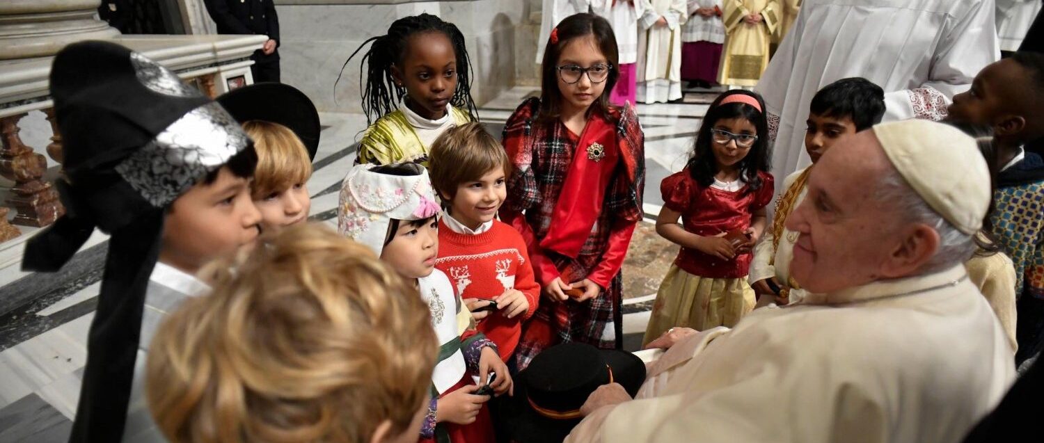 Le pape François était entouré de 7000 enfants dans la Salle Paul VI | © Vatican Media