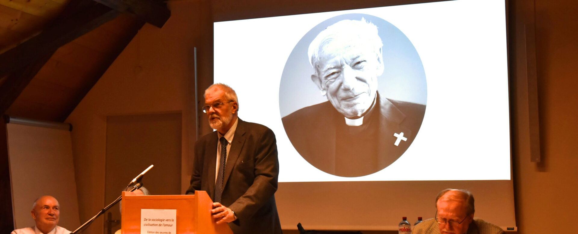 Le professeur Paul Dembinski a présenté les écrits de Patrick de Laubier | © Raphaël Zbinden