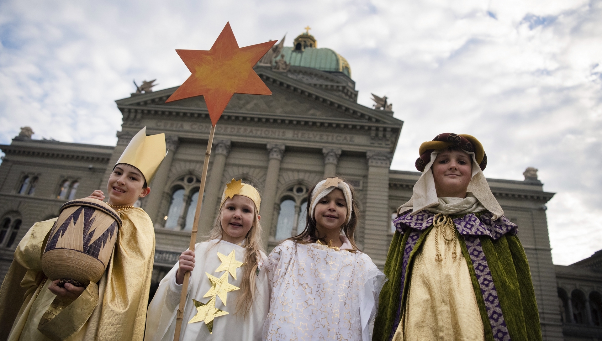 Les chanteurs à l'étoile reçus au Palais Fédéral |   © Stefan Maurer  Missio