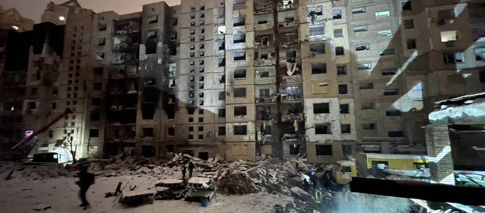 Des immeubles détruits à Kiev suite à des tirs de roquette le 2 janvier | © Jaroslaw Kraviec