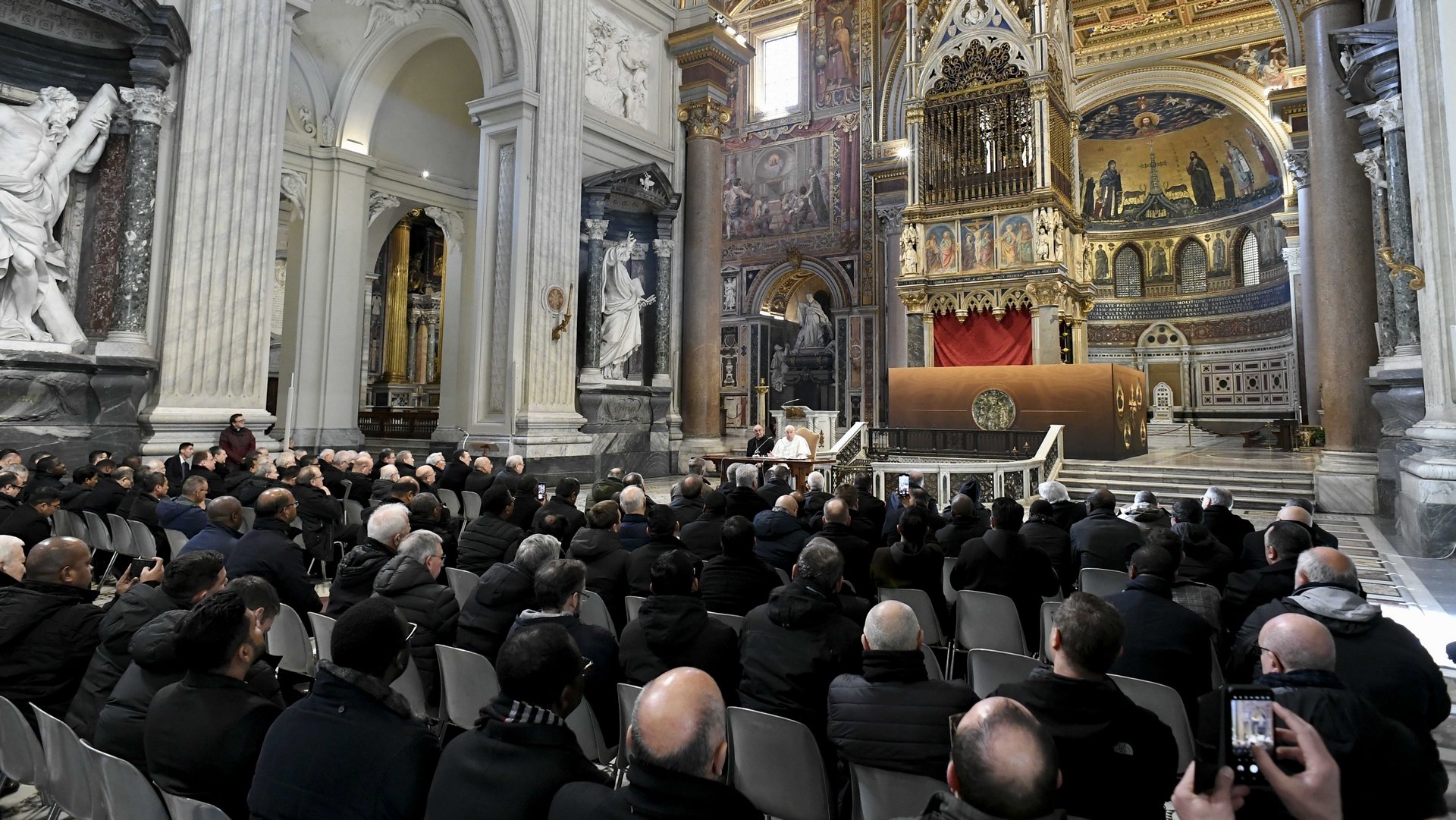 Le pape a rencontré les prêtres du diocèse de Rome à St-Jean-de-Latran | Vatican Media