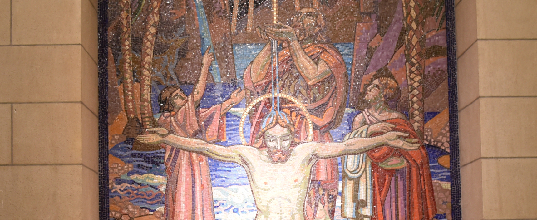 Mosaïque représentant le baptême du Christ, par Maurice Denis, dans l'église St-Paul de Cologny (GE) | © Raphaël Zbinden