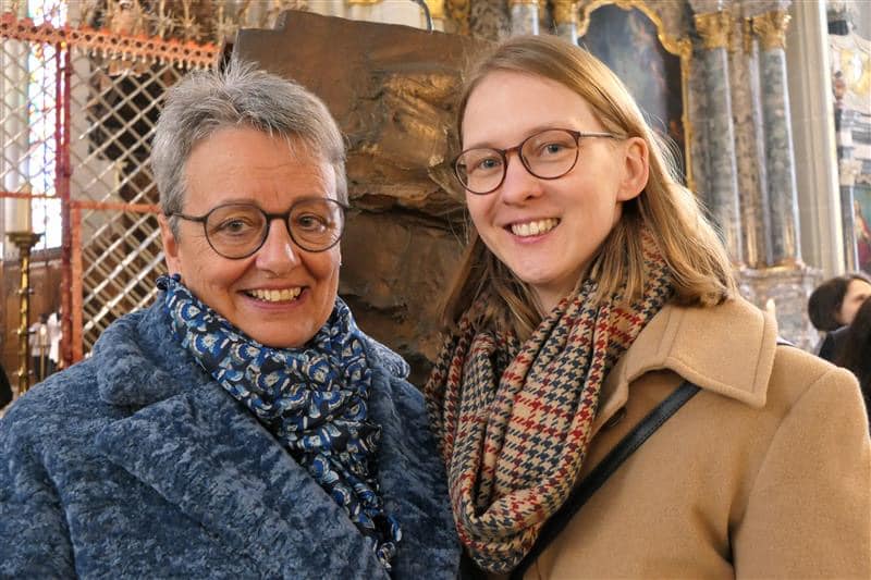 Marianne Pohl-Henzen (à g) et Isabella Senghor | capture d'écran Facebook