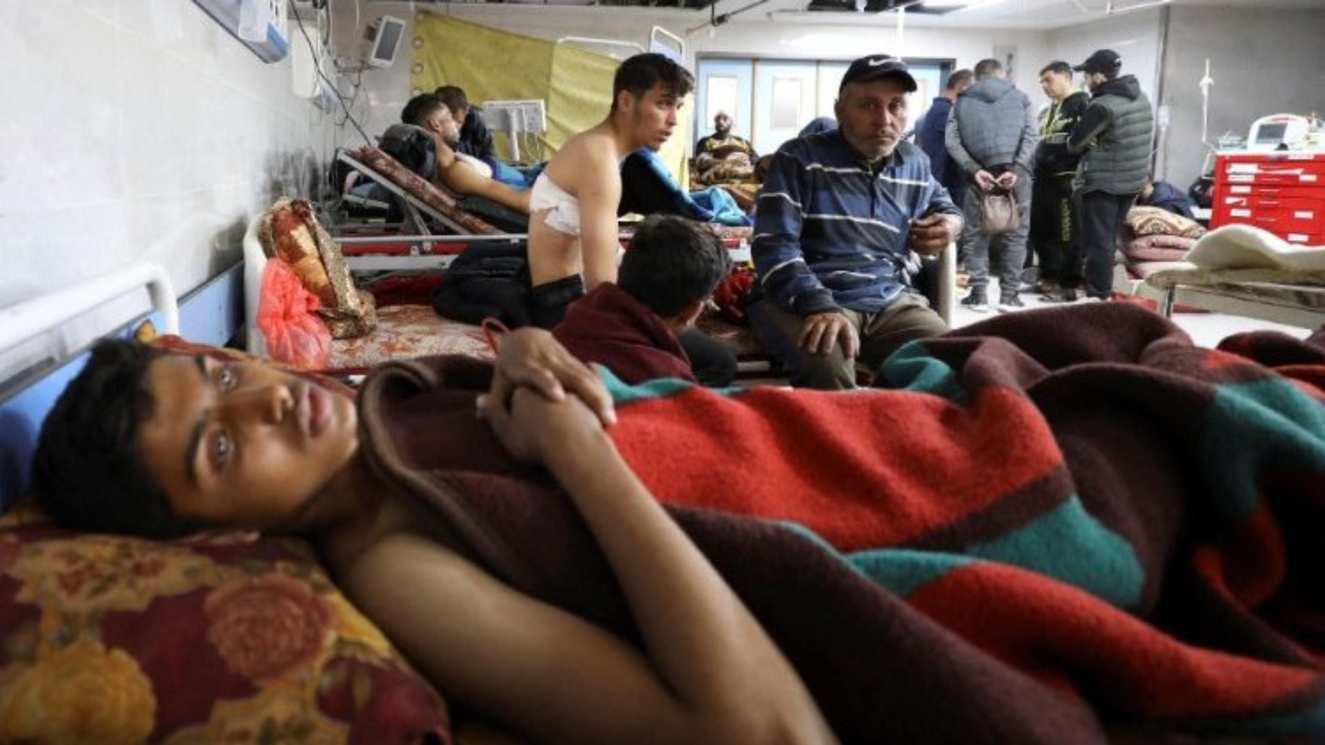 Blessés attendant d'être soignés à l'hôpital al-Shifa de Gaza  | © Vatican Media