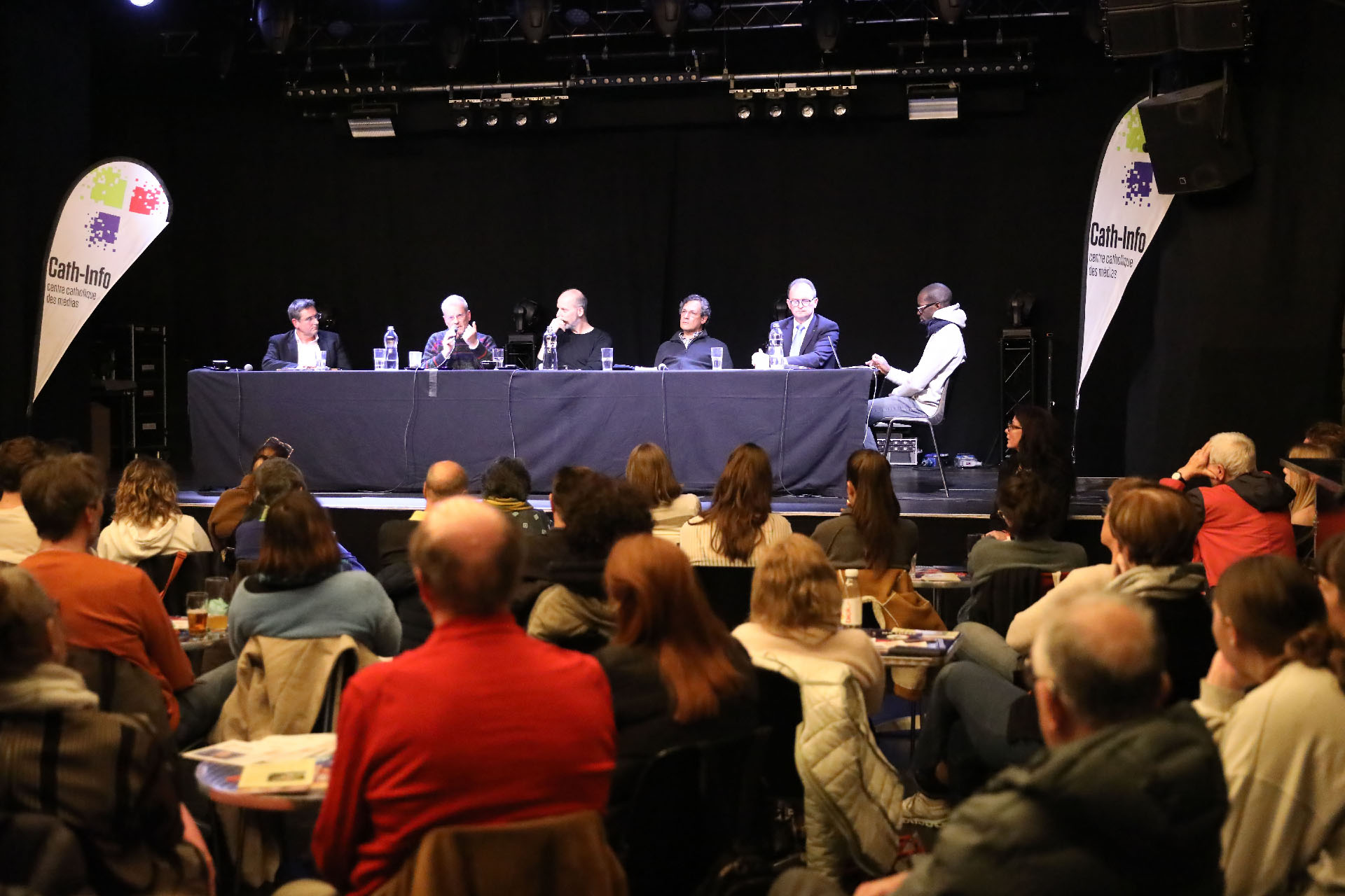 Fribourg le 27 mars 2024. Café scientifique à l'Espace du Nouveau monde. | © Bernard Hallet