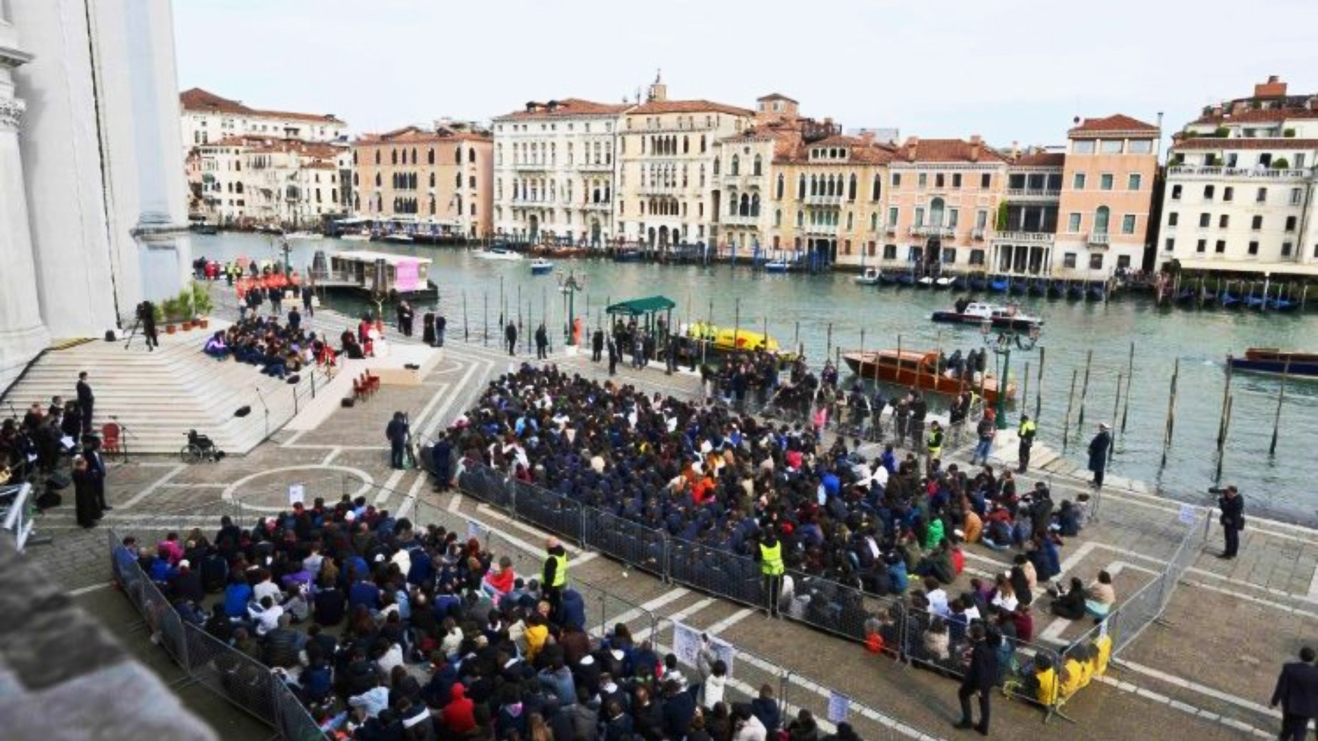 Le pape François à Venise lors de la rencontre avec les jeunes devant la Basilique della Salute | ©  Vatican Media