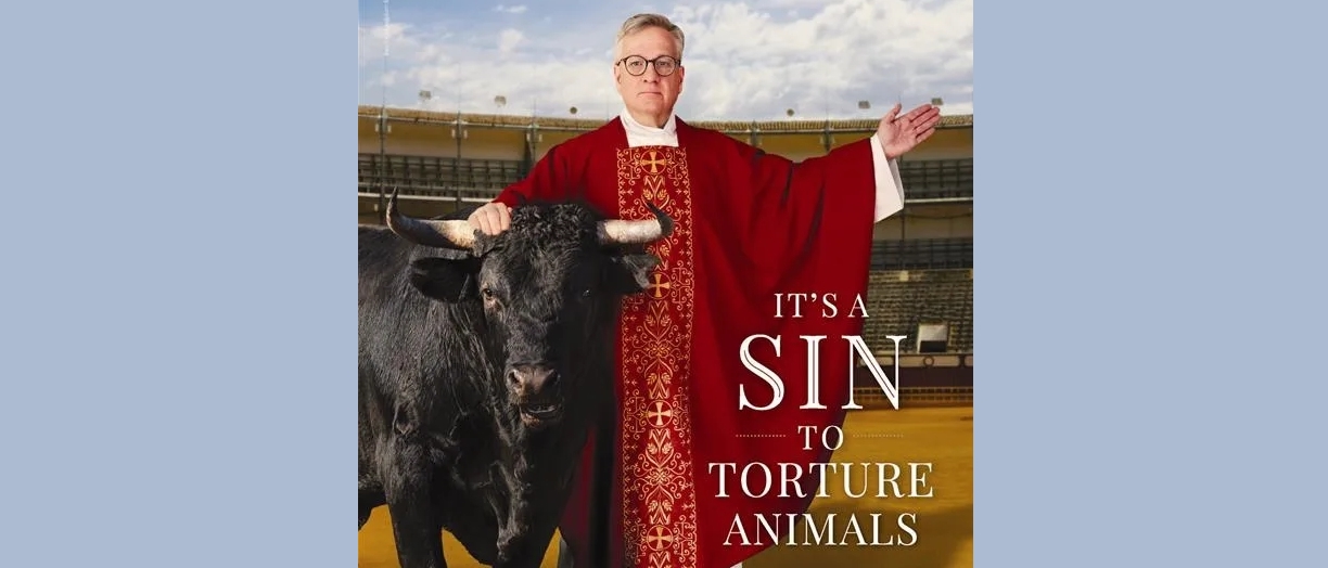 Pour le Père Terry Martin, c'est un péché de torturer les animaux | PETA