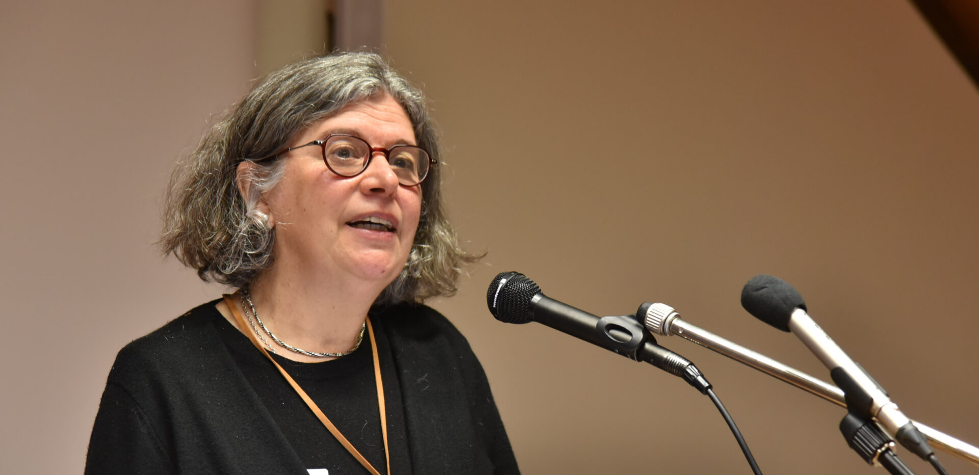 Elena Lasida, docteure en économie à l'Institut catholique de Paris, a mis la relation au cœur de l'encyclique Laudato si' | © Raphaël Zbinden